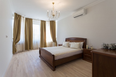 Резиденція у Києві «Royal Hill» | Anna Realty