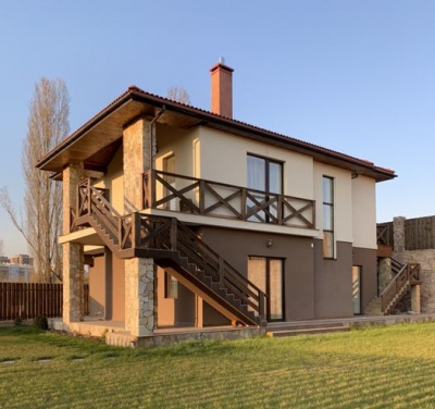Сучасний двоповерховий будинок у стилі лофт | Anna Realty